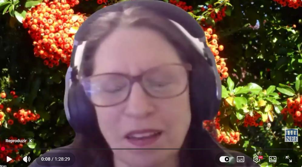 ULMA ALMA INQUETA, PORÉM ENAMORADA!